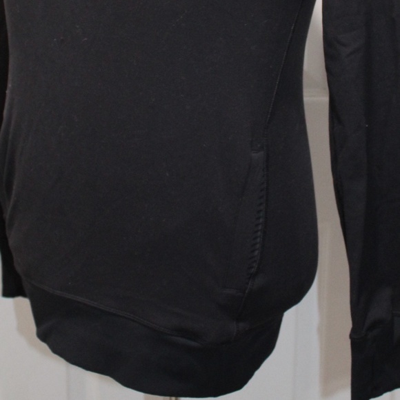 Lululemon Thumbholes Compression Fleece Shirt - Picture 3 of 5
